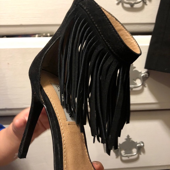 Beautiful heels - Picture 3 of 3